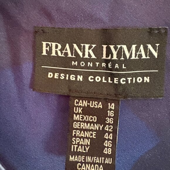 Floral sleeveless v neck blouse - Picture 3 of 3